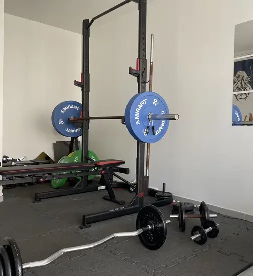 Vacances en forme à Fouras La Rochelle avec le banc de musculation du club-house